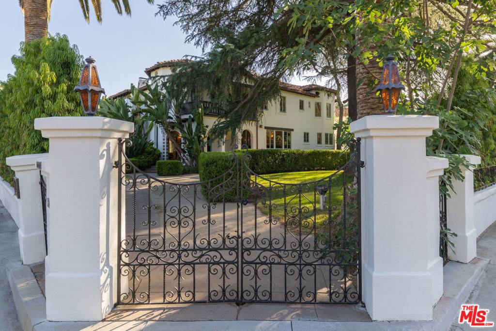 Ojai, CA 93023,205 S Lomita AVE