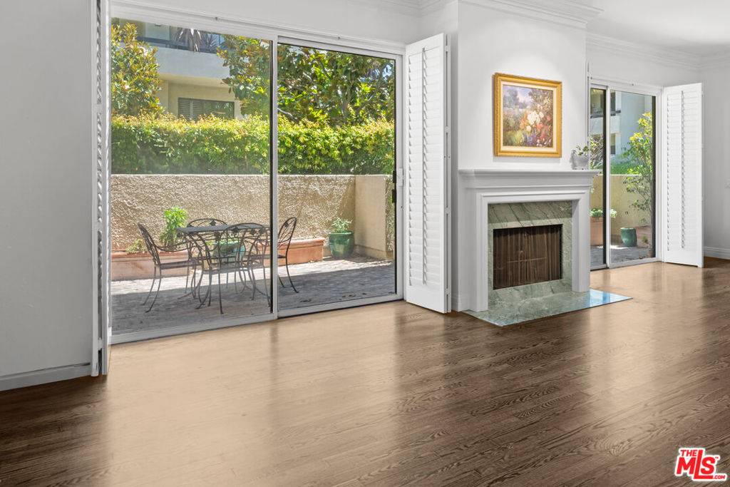 Los Angeles, CA 90067,2361 Century
