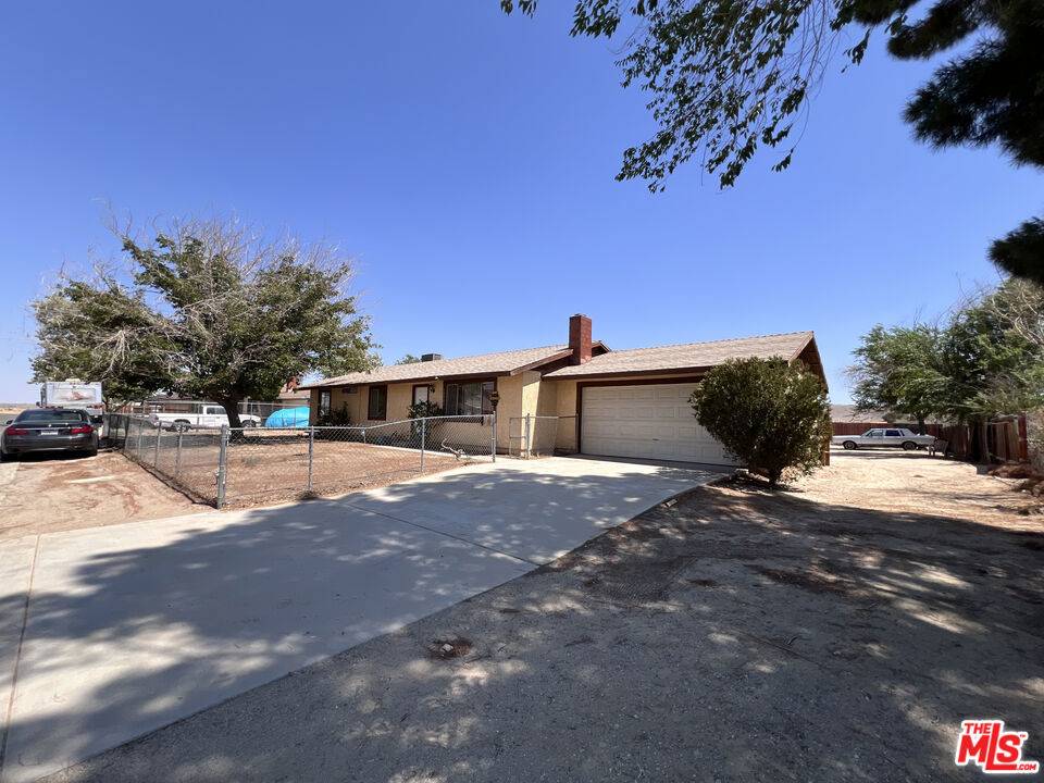 Lancaster, CA 93535,15842 Greenrock AVE