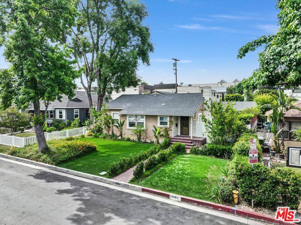 Sherman Oaks, CA 91423,13964 La Maida ST