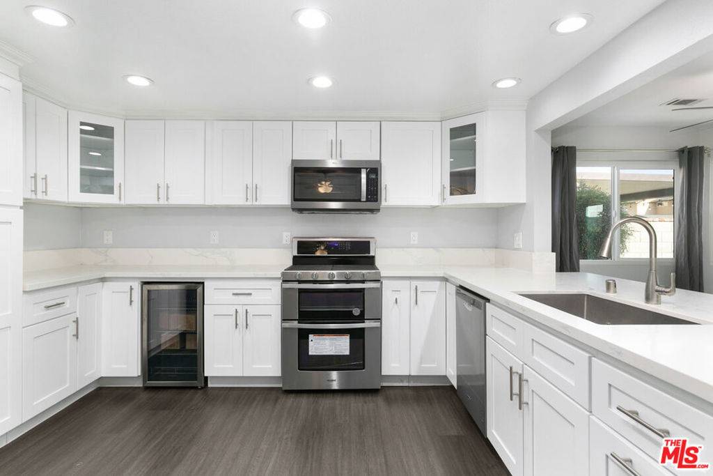 Chino, CA 91710,6703 Poinsettia CT