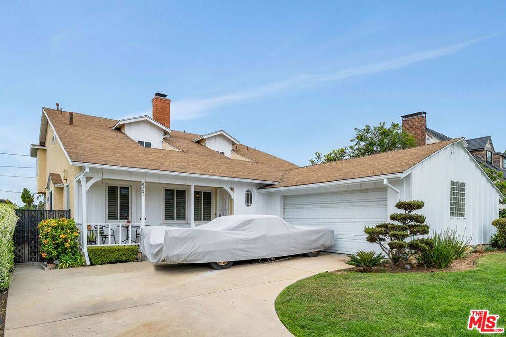 Los Angeles, CA 90056,6221 Flores AVE