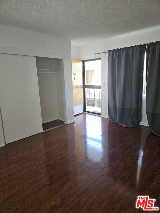 Sherman Oaks, CA 91411,5641 N Halbrent AVE #10