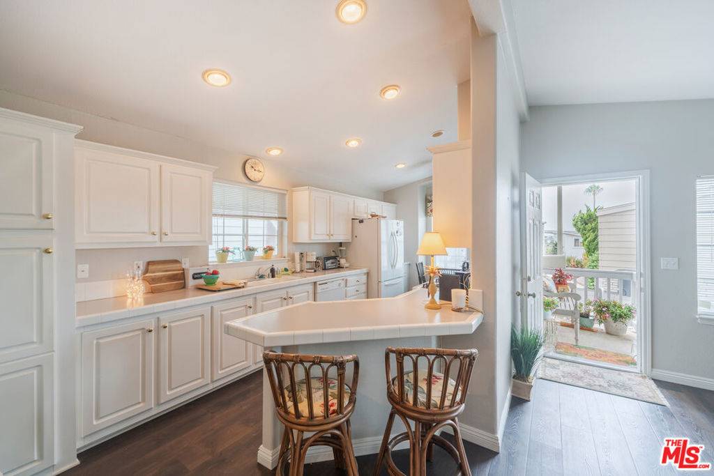 Torrance, CA 90505,2550 Pacific Coast HWY #164
