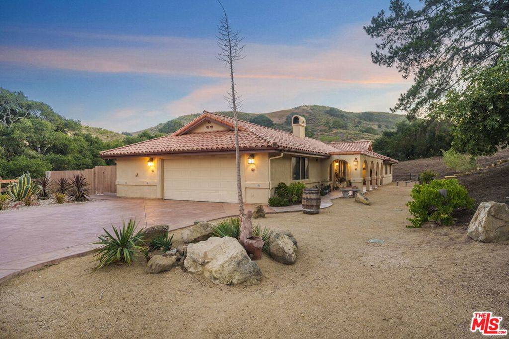 Buellton, CA 93427,80 Bobcat Springs RD
