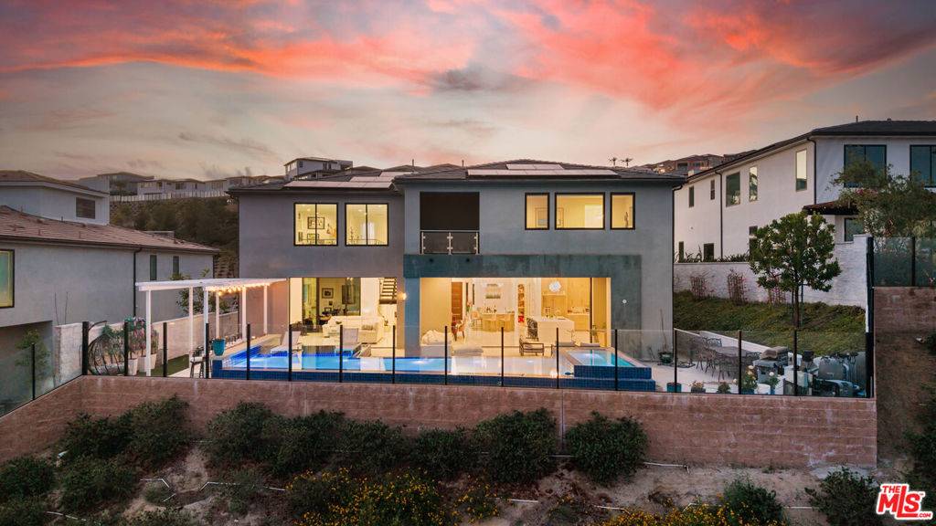 Porter Ranch, CA 91326,20422 W Birmingham WAY
