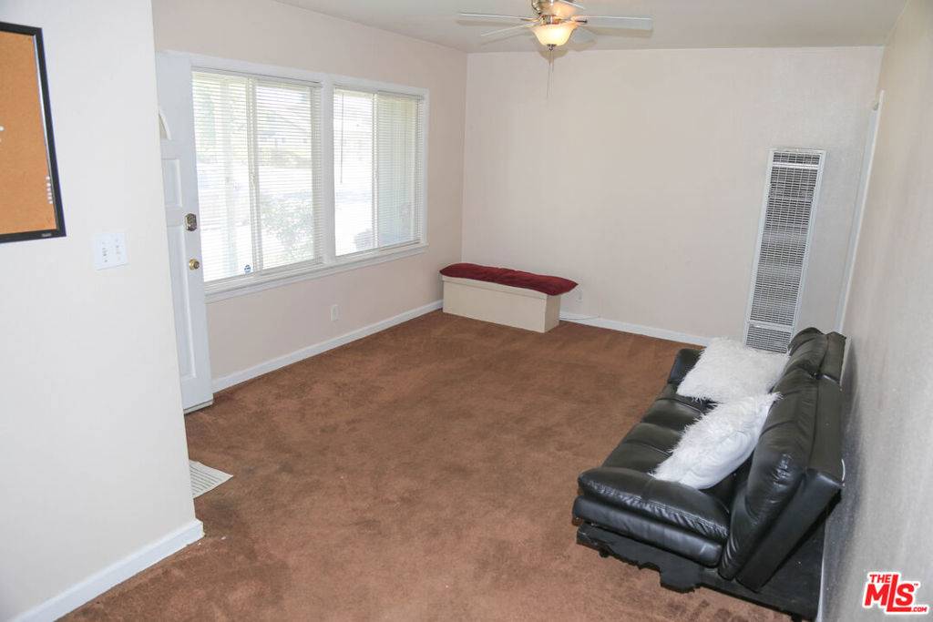 Bellflower, CA 90706,13603 Clark AVE