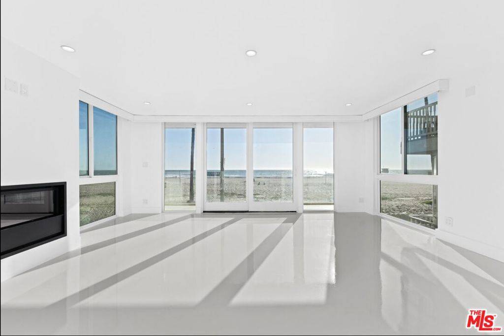 Venice, CA 90291,2419 Ocean Front WALK #Suite 1