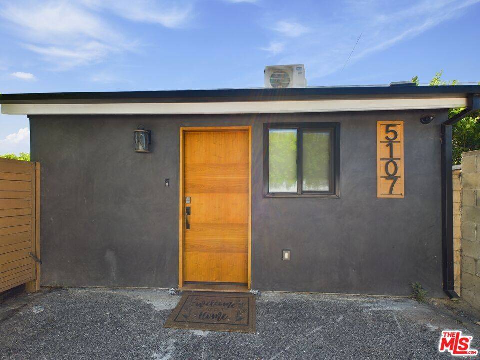 Sherman Oaks, CA 91423,5109 Longridge AVE