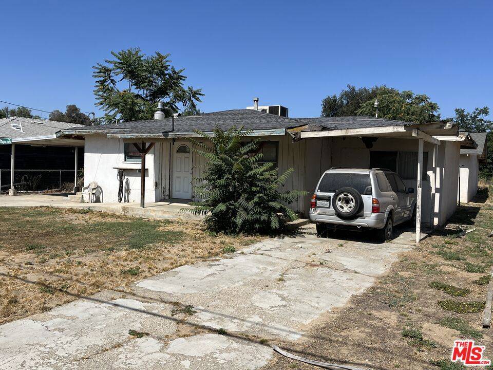 Jurupa Valley, CA 91752,6323 Smith AVE