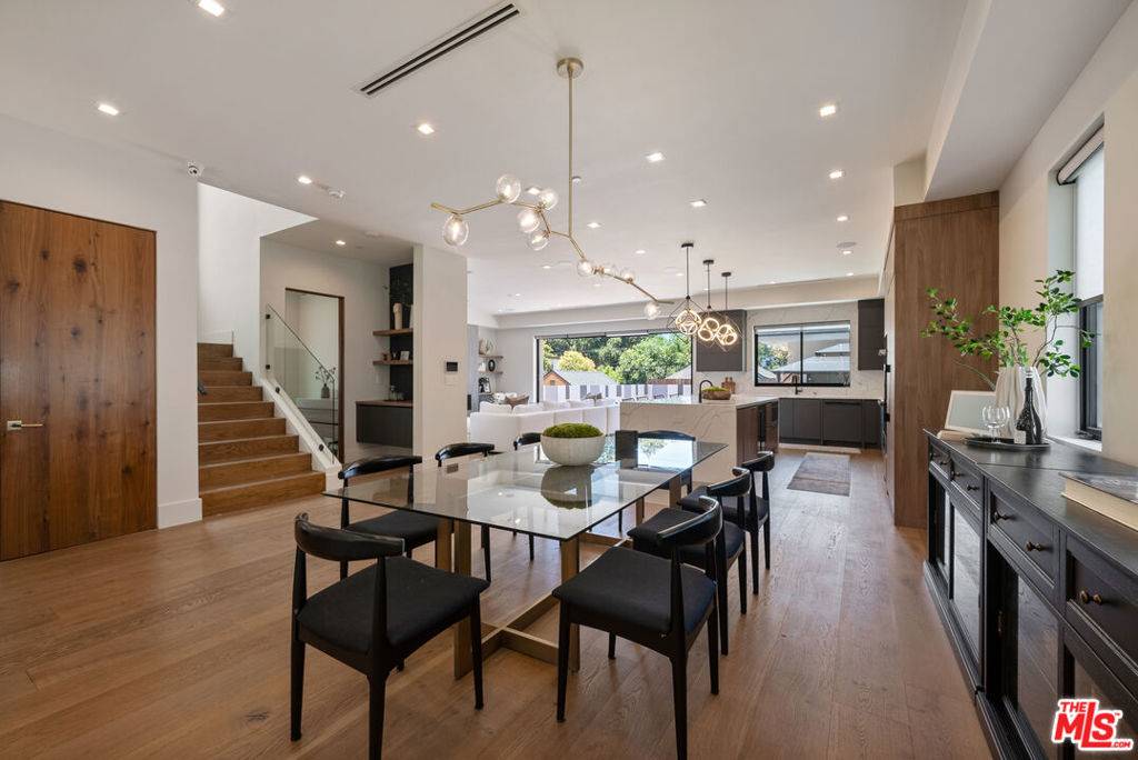 Studio City, CA 91602,4299 Elmer AVE