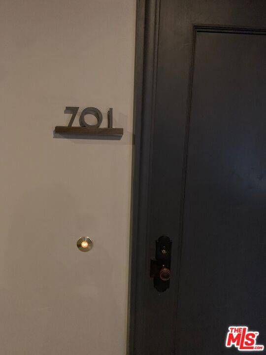 Los Angeles, CA 90017,727 W 7th ST #701