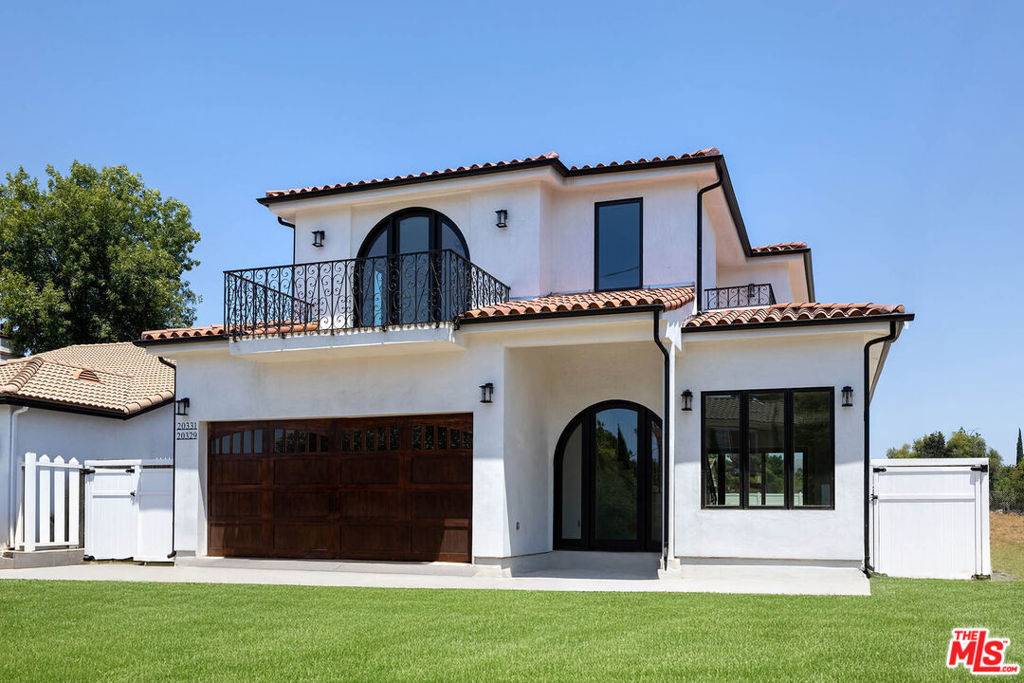 Winnetka, CA 91306,20329 Stagg ST