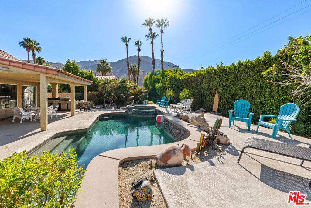 Palm Desert, CA 92260,108 Chelsea CIR