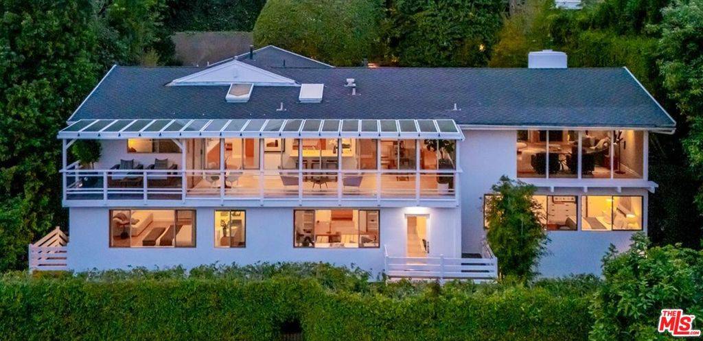 Beverly Hills, CA 90210,9316 Beverly Crest DR