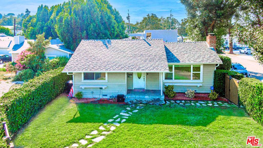 Woodland Hills, CA 91364,5353 Don Pio DR