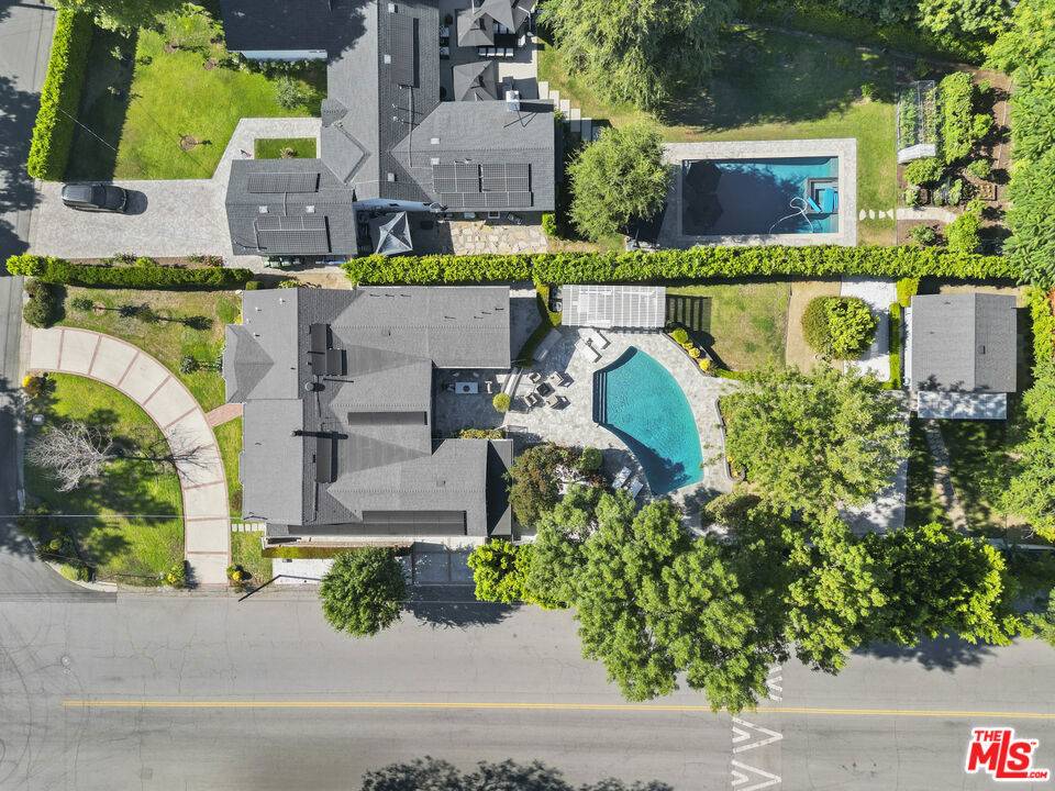 Woodland Hills, CA 91367,6002 Jumilla AVE