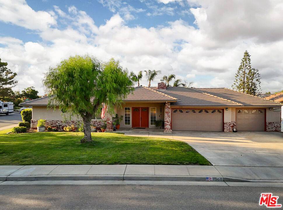 Bakersfield, CA 93306,7200 Clifftop WAY