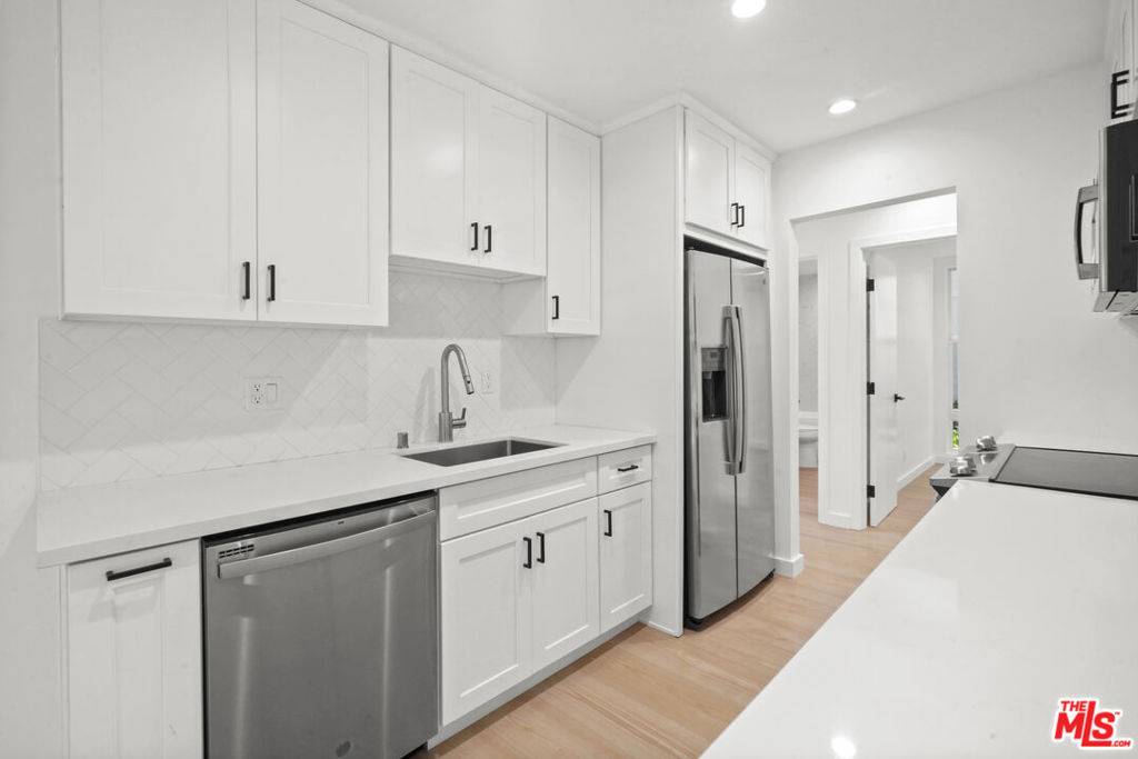 Malibu, CA 90265,23901 Civic Center WAY #126