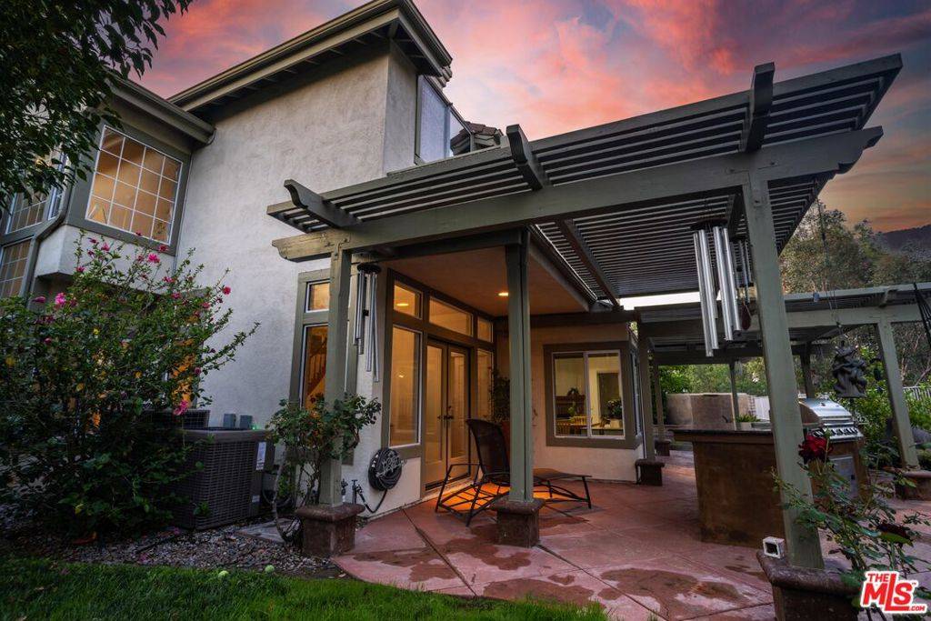 Valencia, CA 91354,27350 Landon PL