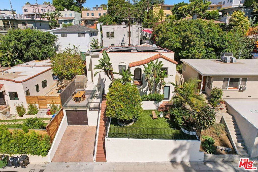 Los Angeles, CA 90026,851 Tularosa DR