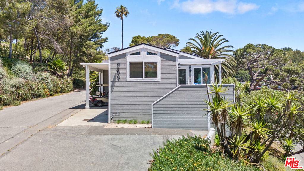 Malibu, CA 90265,99 Paradise Cove RD