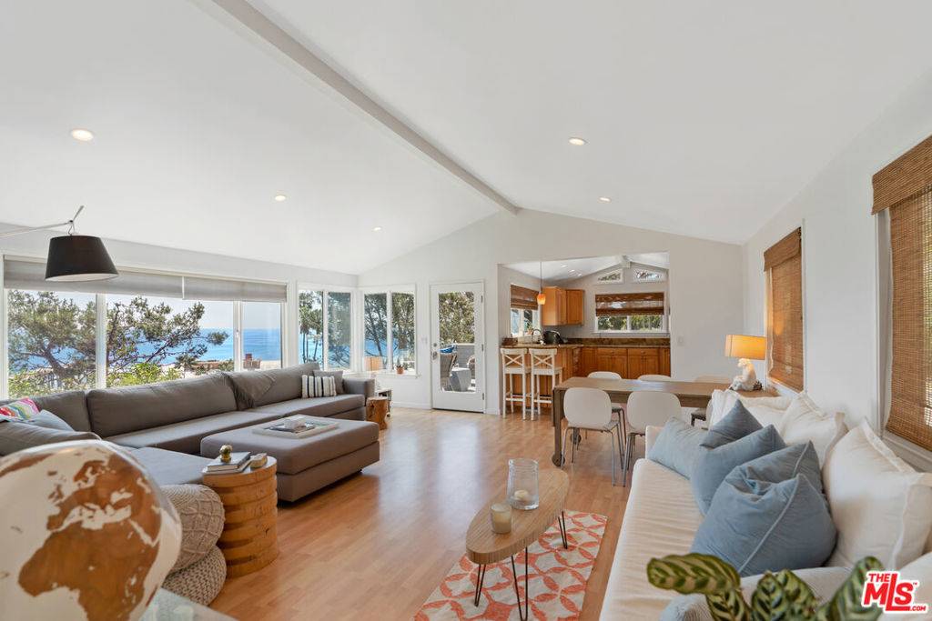 Malibu, CA 90265,99 Paradise Cove RD