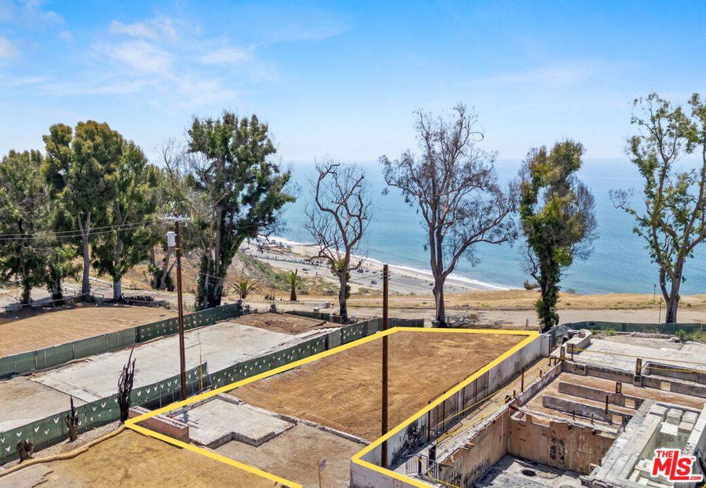 Pacific Palisades, CA 90272,15419 Via De Las Olas