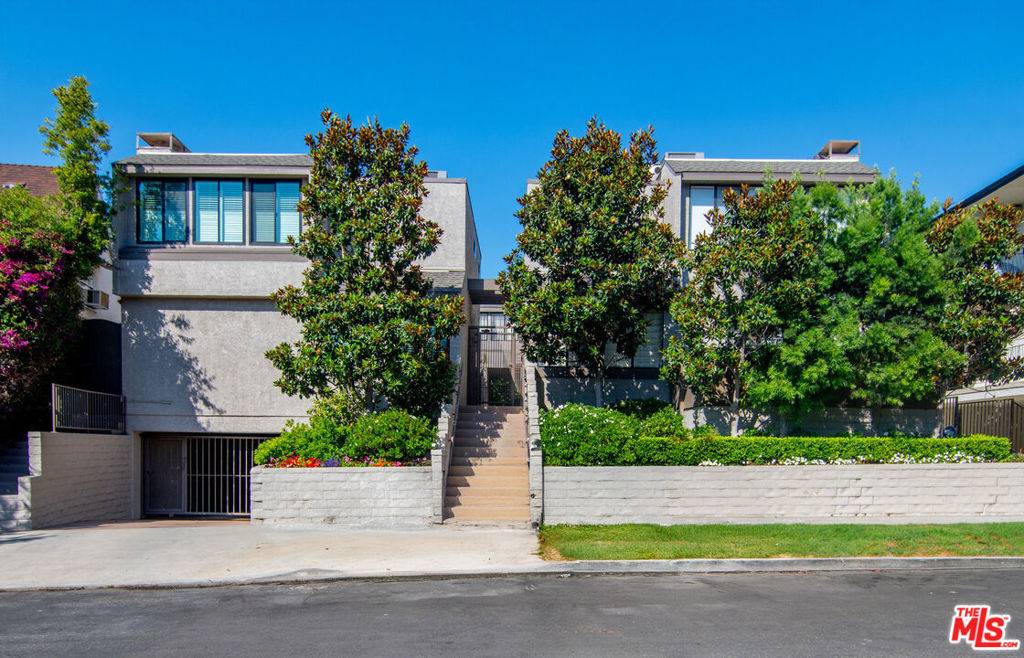 Los Angeles, CA 90024,1621 Hilts AVE #1