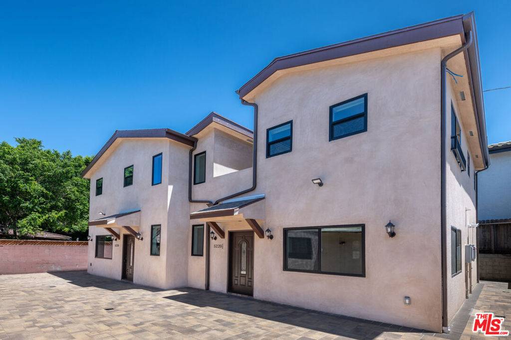 Valley Village, CA 91607,5220 1/2 Goodland AVE