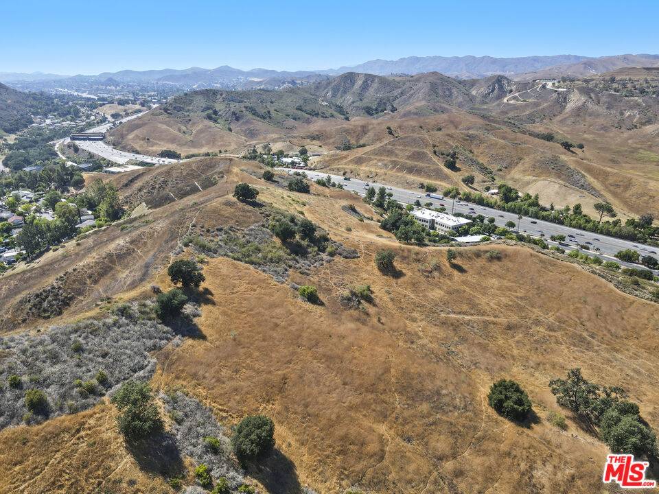 Calabasas, CA 91301,27300 Agoura RD