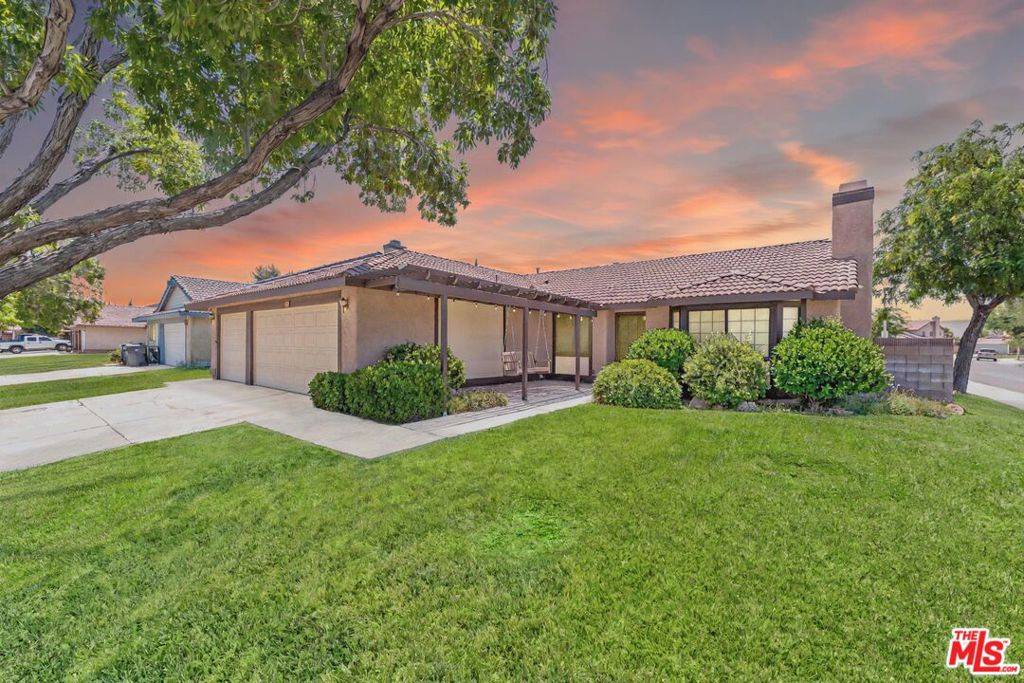 Lancaster, CA 93536,2838 W Ave J9