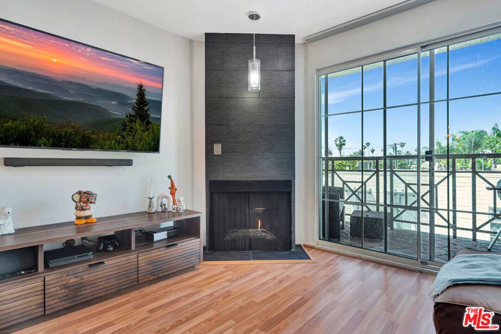 Long Beach, CA 90813,801 Pine AVE #312