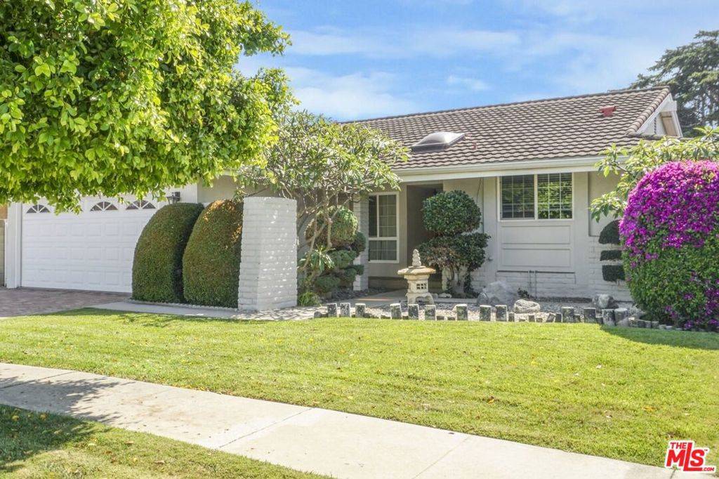 Torrance, CA 90504,18302 Manhattan PL