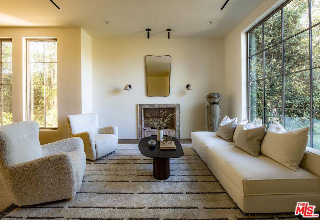 Studio City, CA 91604,4209 Vantage AVE