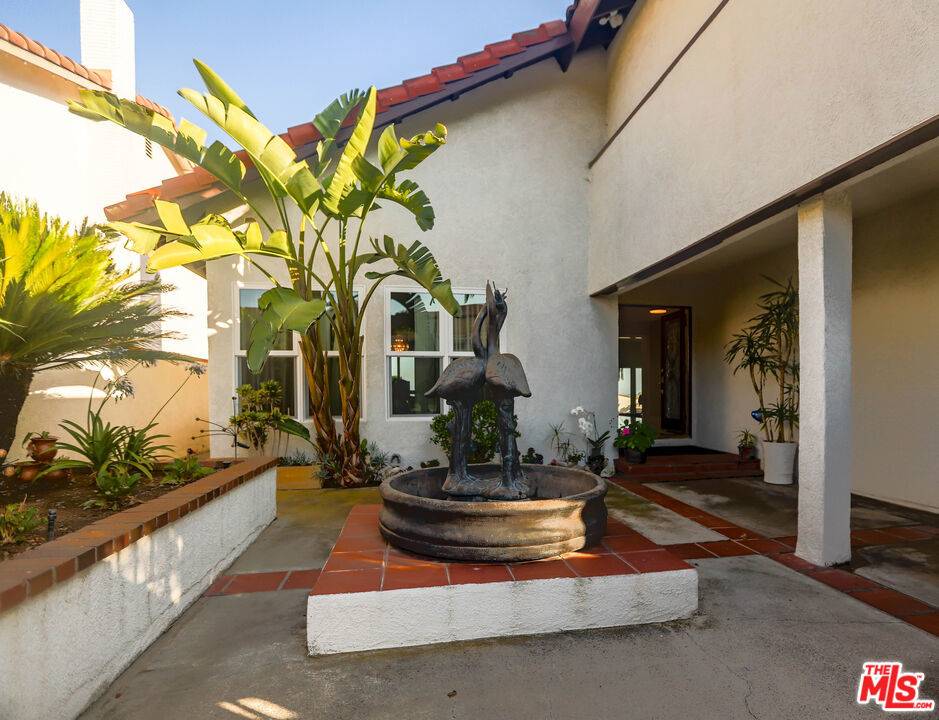 Montebello, CA 90640,1321 Cuesta WAY