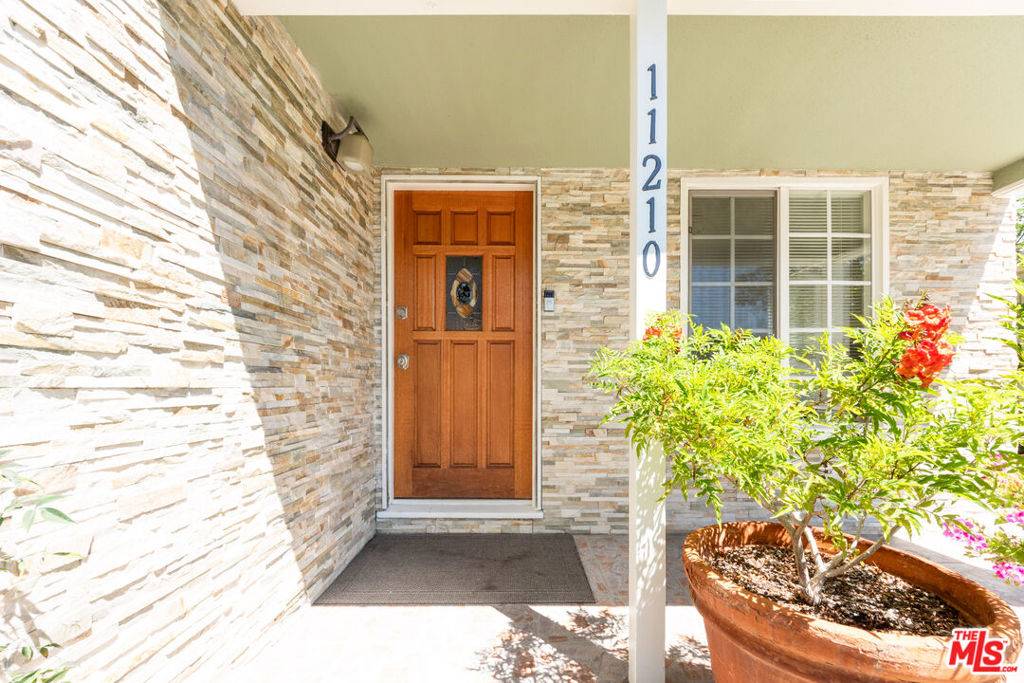 Culver City, CA 90230,11210 Mcdonald ST