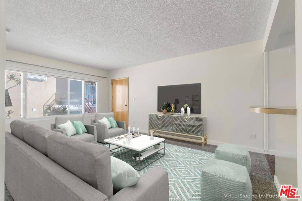 Playa Del Rey, CA 90293,8335 W Manchester AVE #D
