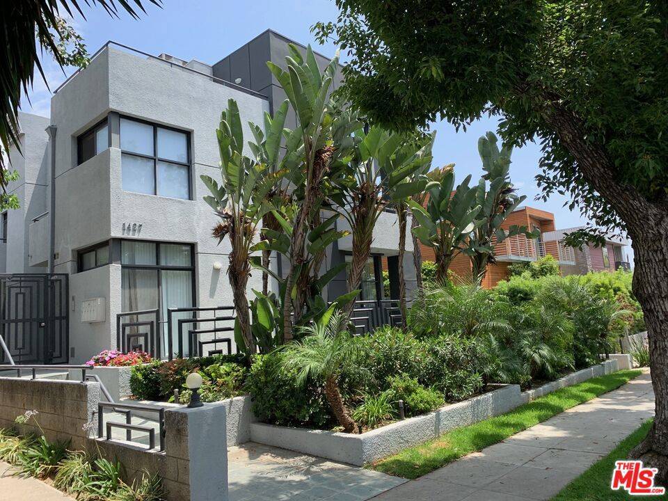 Santa Monica, CA 90404,1427 18TH ST #3