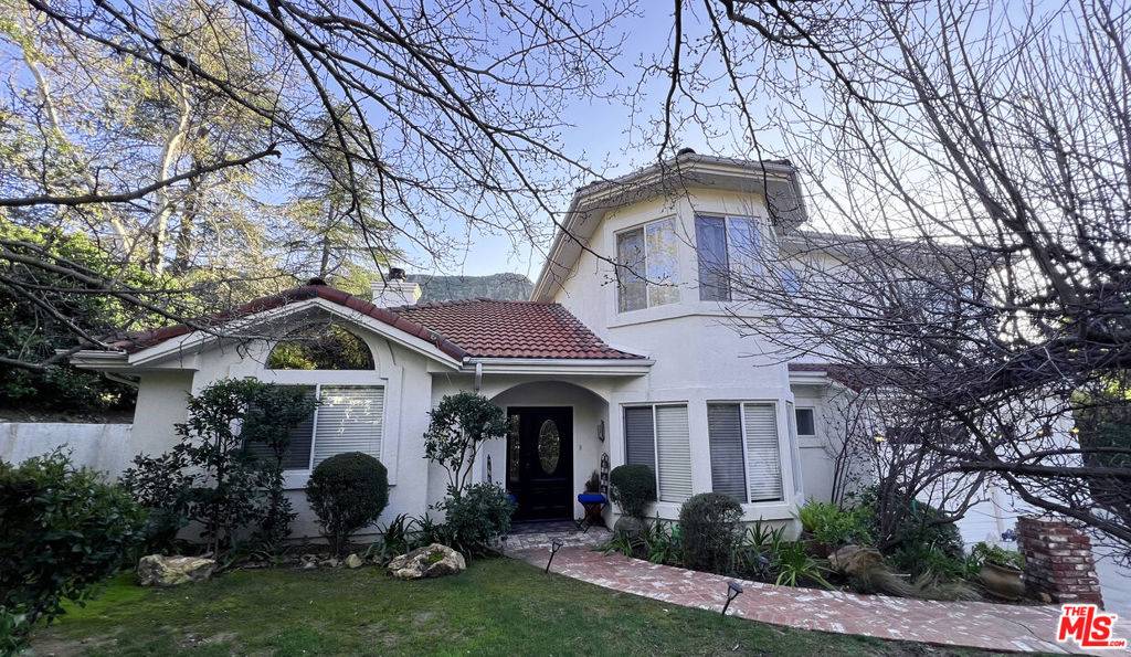 Agoura Hills, CA 91301,29934 Triunfo DR
