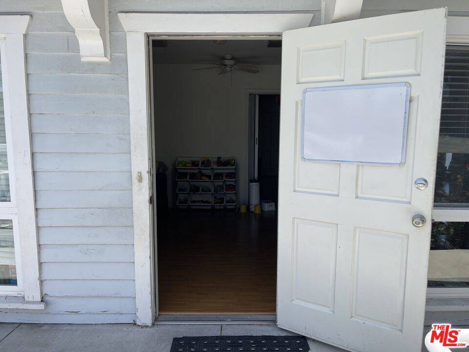 Culver City, CA 90232,3843 College AVE