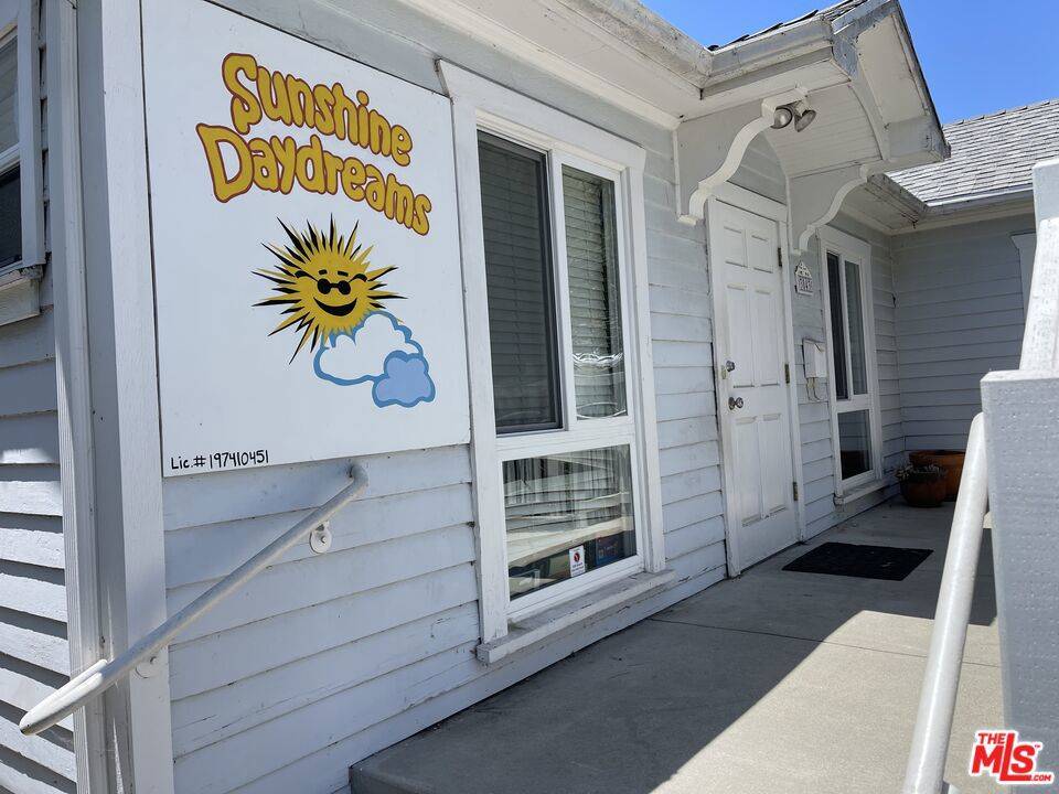 Culver City, CA 90232,3843 College AVE