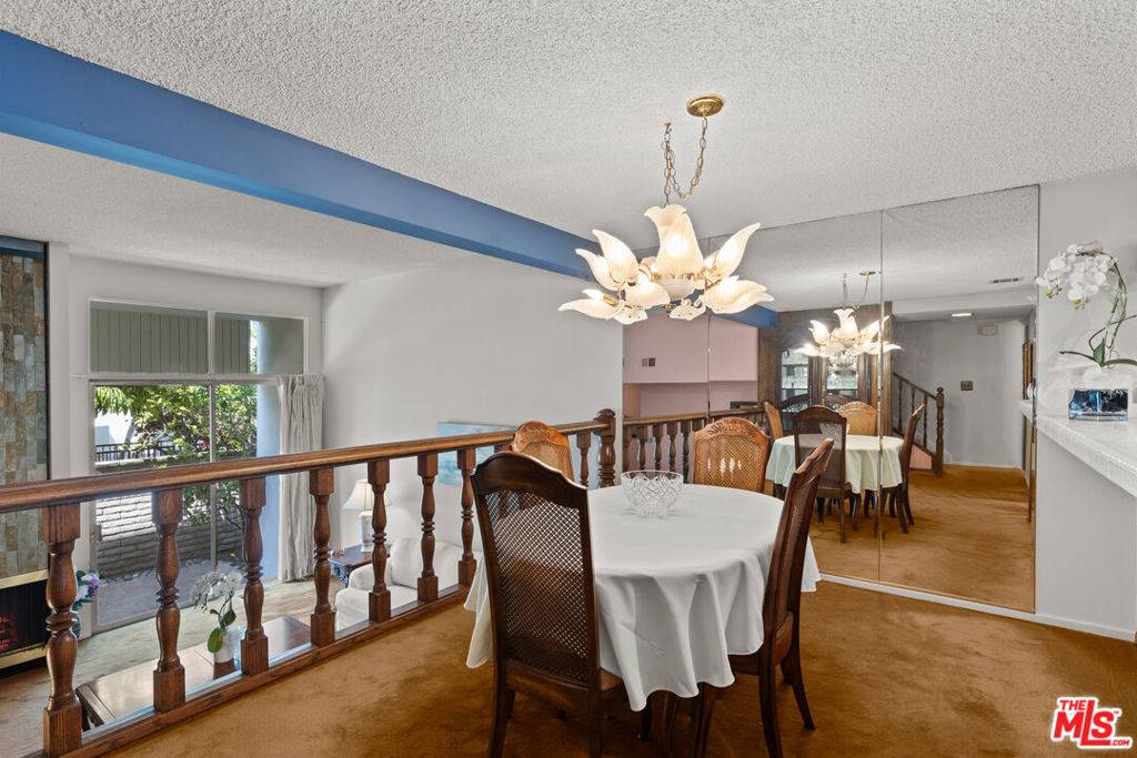 Marina Del Rey, CA 90292,4731 La Villa Marina #F