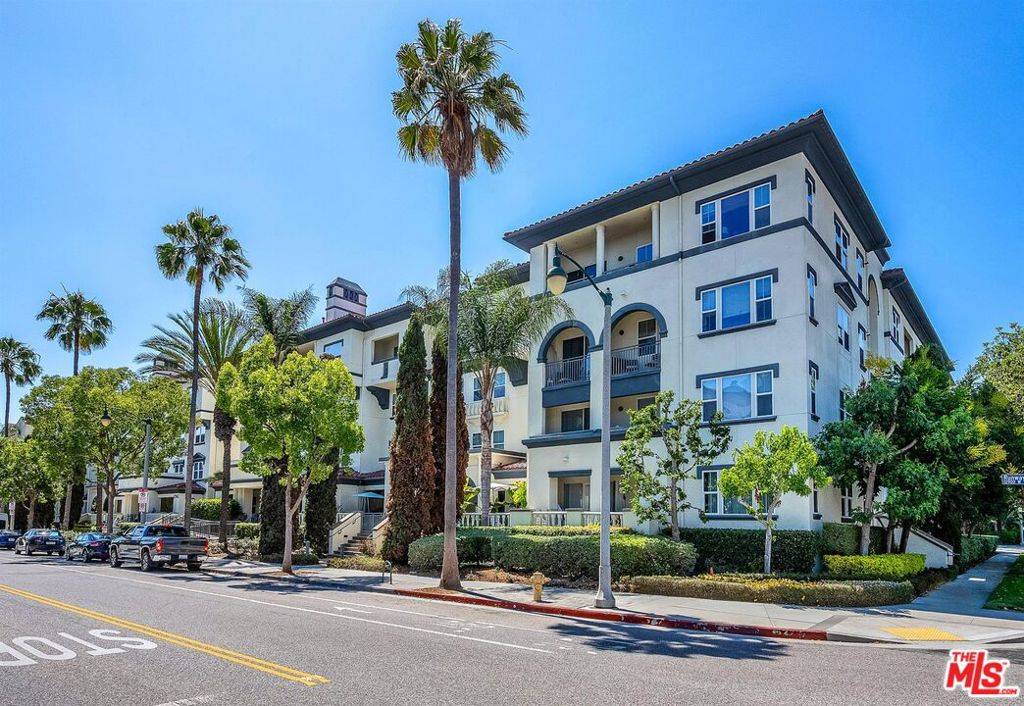 Playa Vista, CA 90094,12963 Runway RD #414