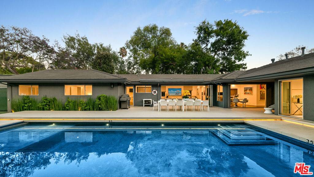 Beverly Hills, CA 90210,602 N Whittier DR