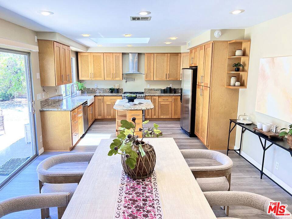 La Verne, CA 91750,1223 Cynthia CT