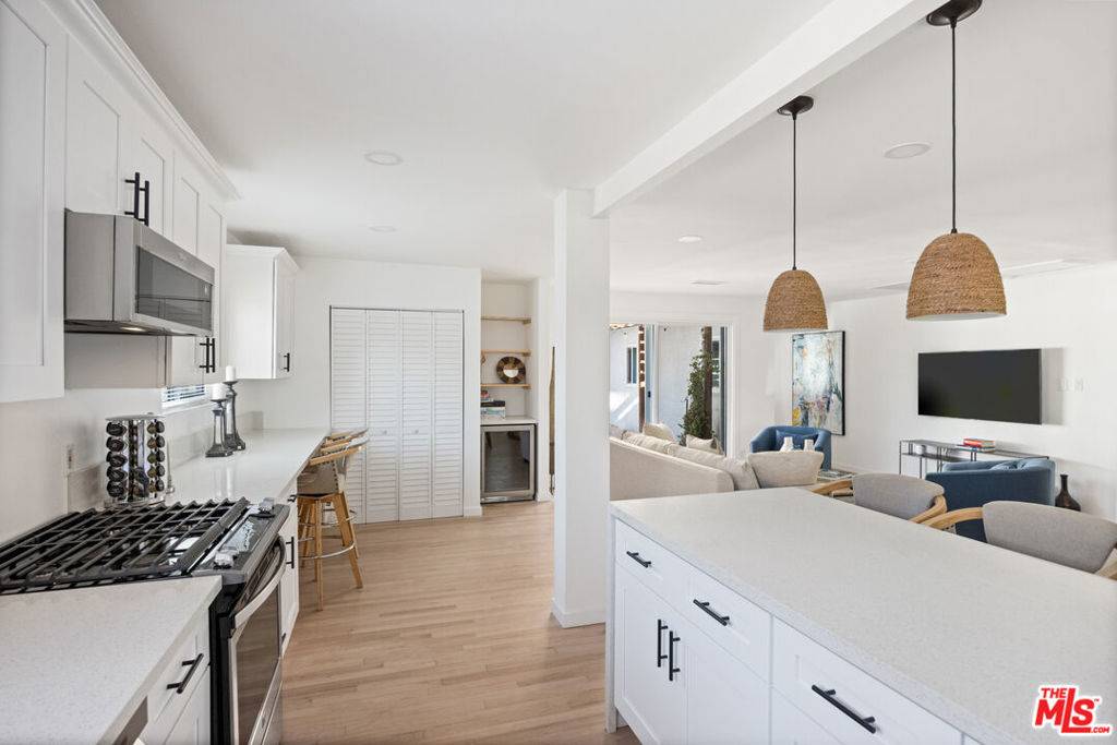 Culver City, CA 90230,11333 Braddock DR