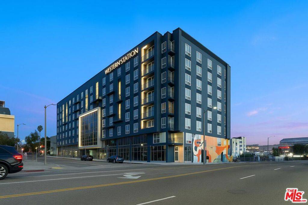 Los Angeles, CA 90005,800 Western Avenue #311