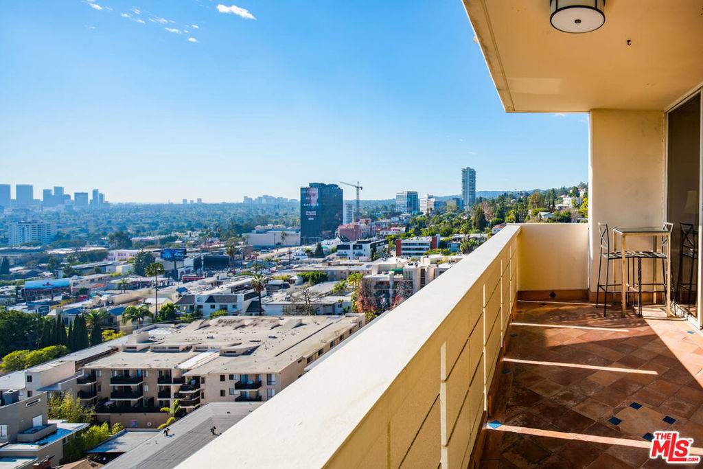 West Hollywood, CA 90069,8787 Shoreham DR #1210