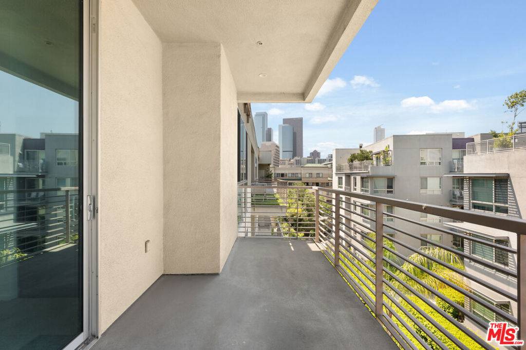 Los Angeles, CA 90012,267 S San Pedro ST #616